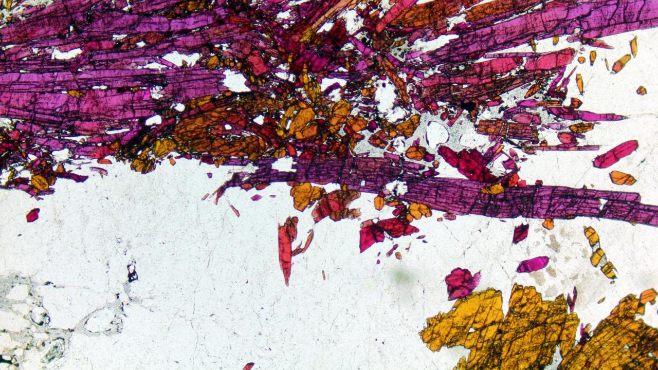 piemontite