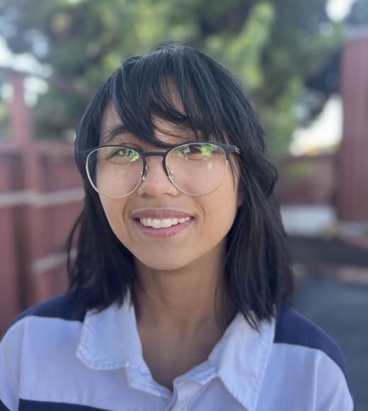 Photo of Sara Molina, Student Assistant 