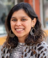 Headshot of Angela Islas
